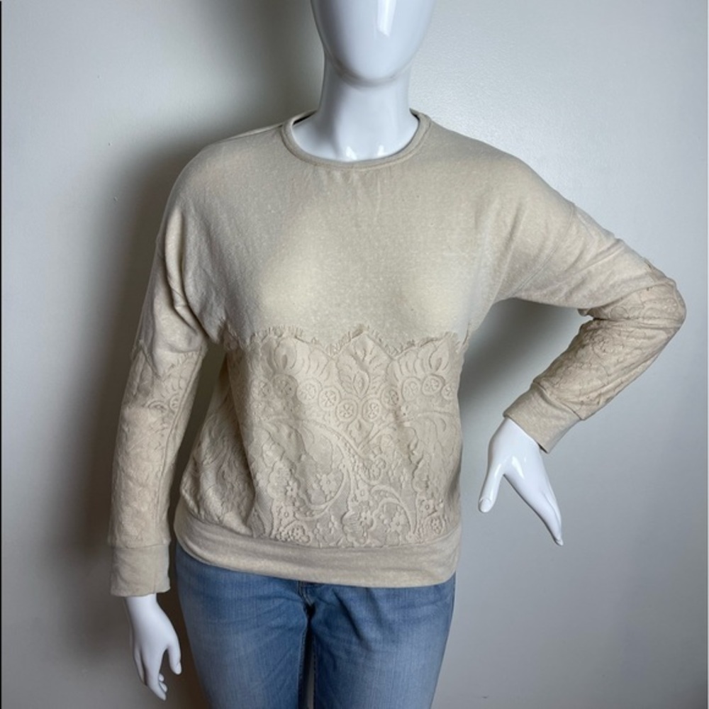 ⭐️REWIND  woman’s Sweater size‎ L